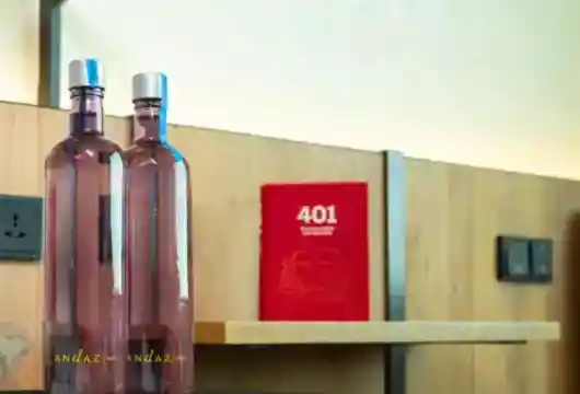 Andaz Hotel collaborates with Boon to offer a sustainable drinking experience